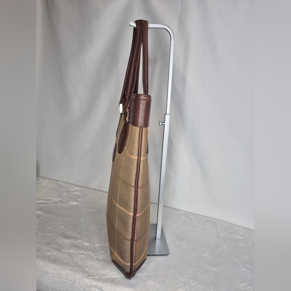 Burberrys Vintage Olive & Brown Plaid Tote Bag - Picture 10 of 17